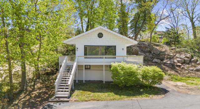 Photo of 52 Short Beach Rd, East Haven, CT 06512