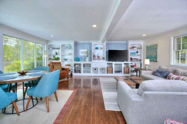 Photo of 20 Cranbury Rd Westport, CT 06880