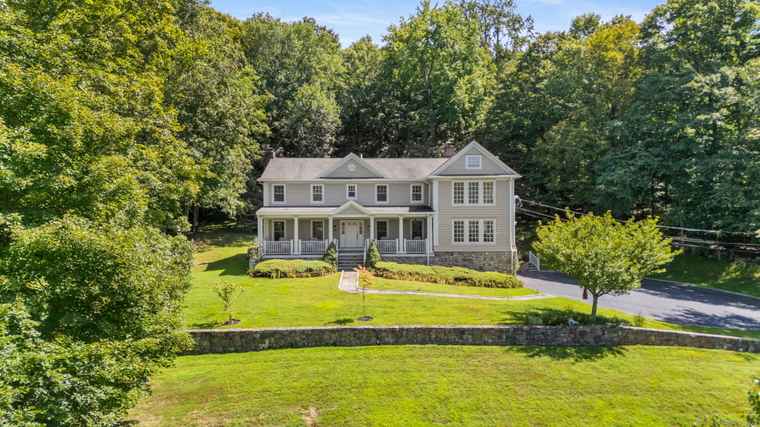 Photo of 279 E Middle Patent Rd Greenwich, CT 06831