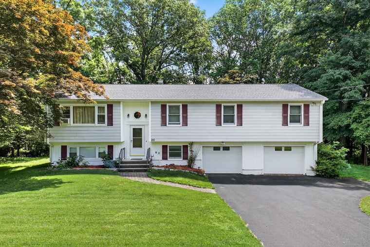 Photo of 20 Benson Dr Danbury, CT 06810