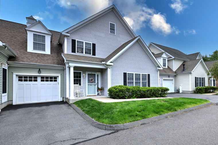 Photo of 5 Mickel Ln #5 Milford, CT 06461