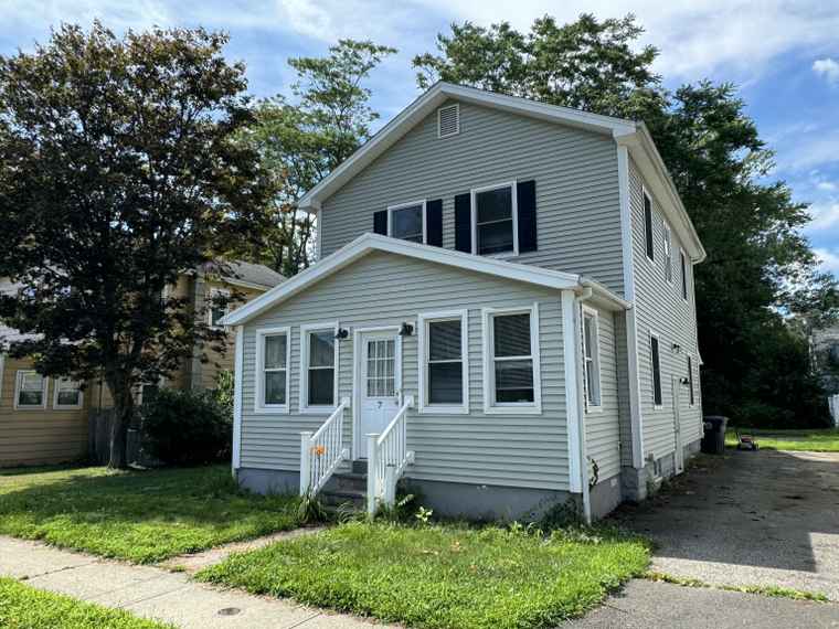 Photo of 7 Pearl Hill St Milford, CT 06460