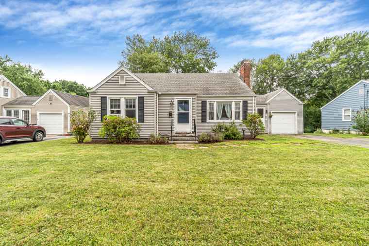 Photo of 492 North St Milford, CT 06461