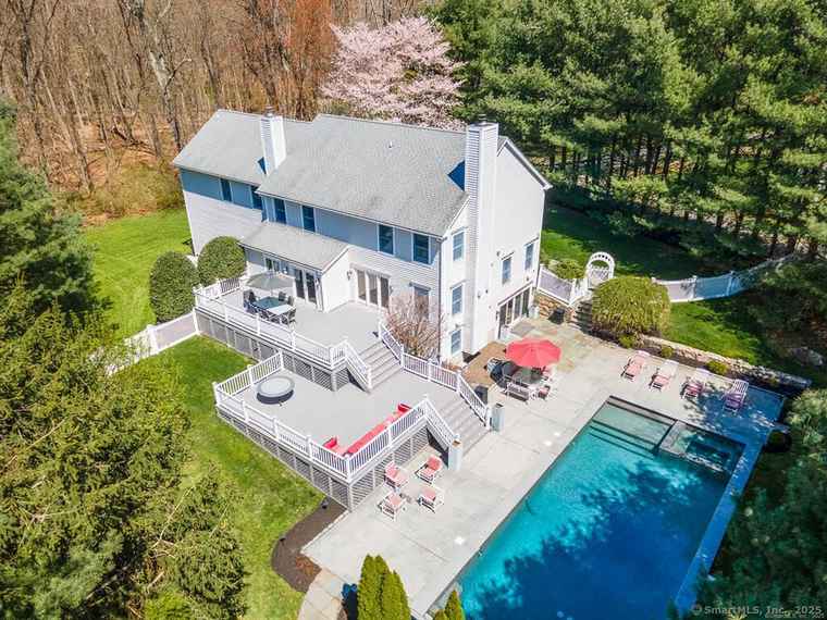 Photo of 112 Old Belden Hill Rd Norwalk, CT 06850