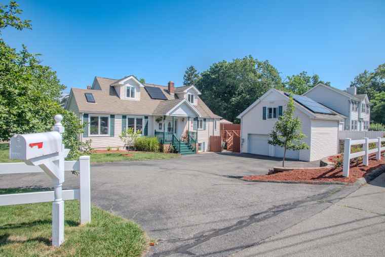 Photo of 231 Seaside Ave Milford, CT 06460