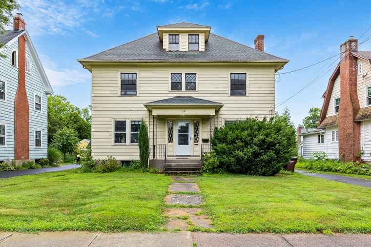 Photo of 62 Beverly Rd West Hartford, CT 06119