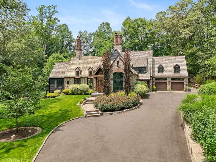 Photo of 3090 High Ridge Rd Stamford, CT 06903