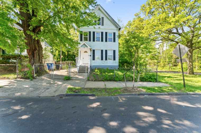 Photo of 38 Ford St New Haven, CT 06511