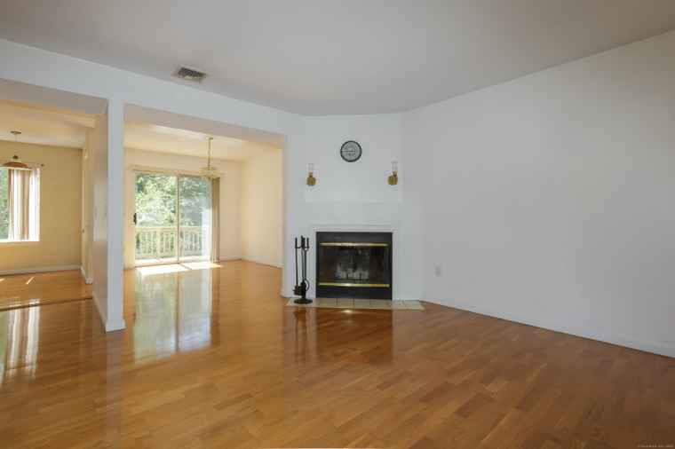 Photo of 68 Virginia Ave #2 Danbury, CT 06810