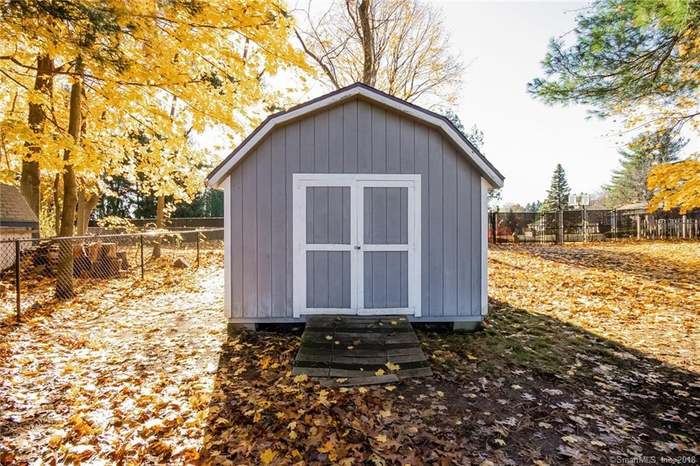 9 Dickman Rd Plainville Ct 06062 Mls 170145039 Redfin