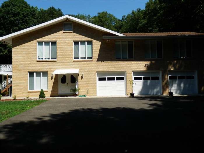 71 Deerfield Dr Easton Ct 06612 Mls 99173277 Redfin