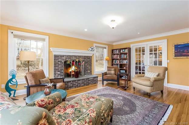 116 Beaver Brook Rd Ridgefield Ct 06877 Mls 170174013 Redfin