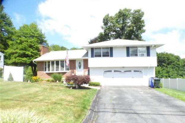 58 Trumbull St Watertown Ct 06795 Mls W10126875 Redfin