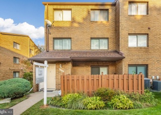 Condos For Sale In Fort Lincoln Dc