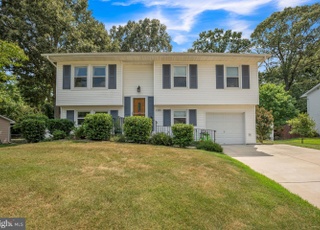 Property at 1166 Harvard Rd, Waldorf, MD 20602, 4 beds, 1.5 baths