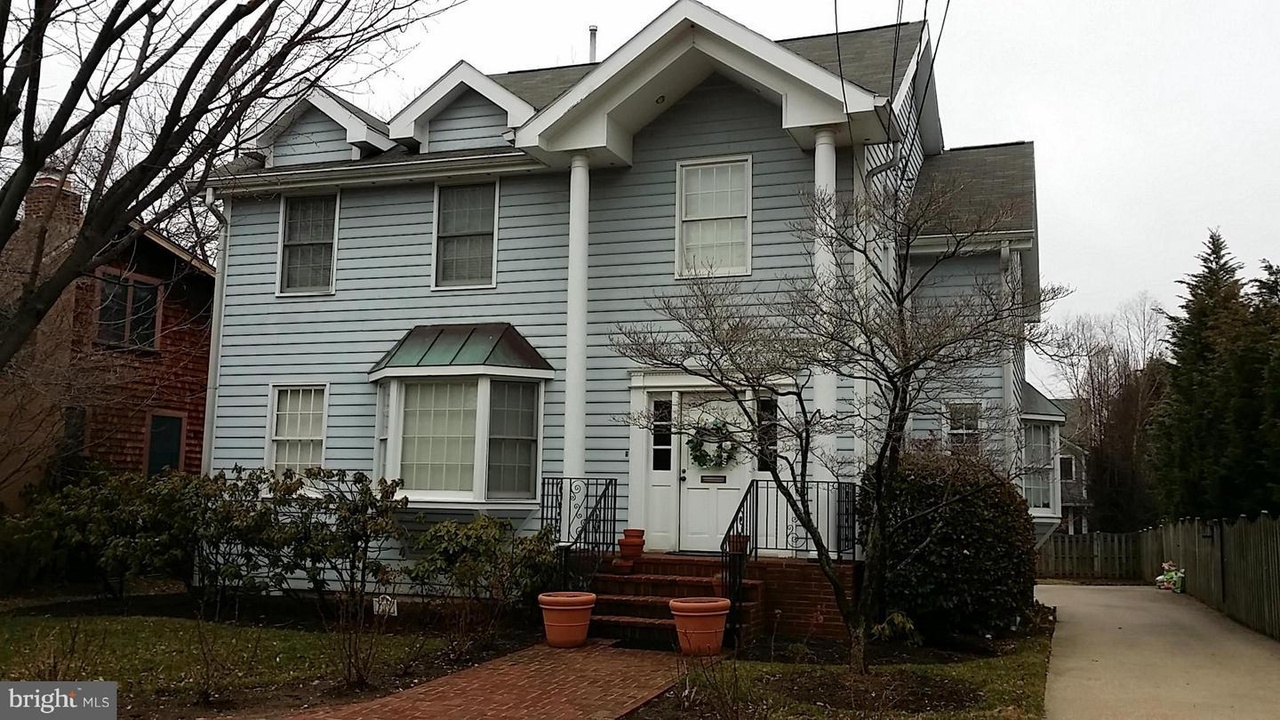 Redfin 20815