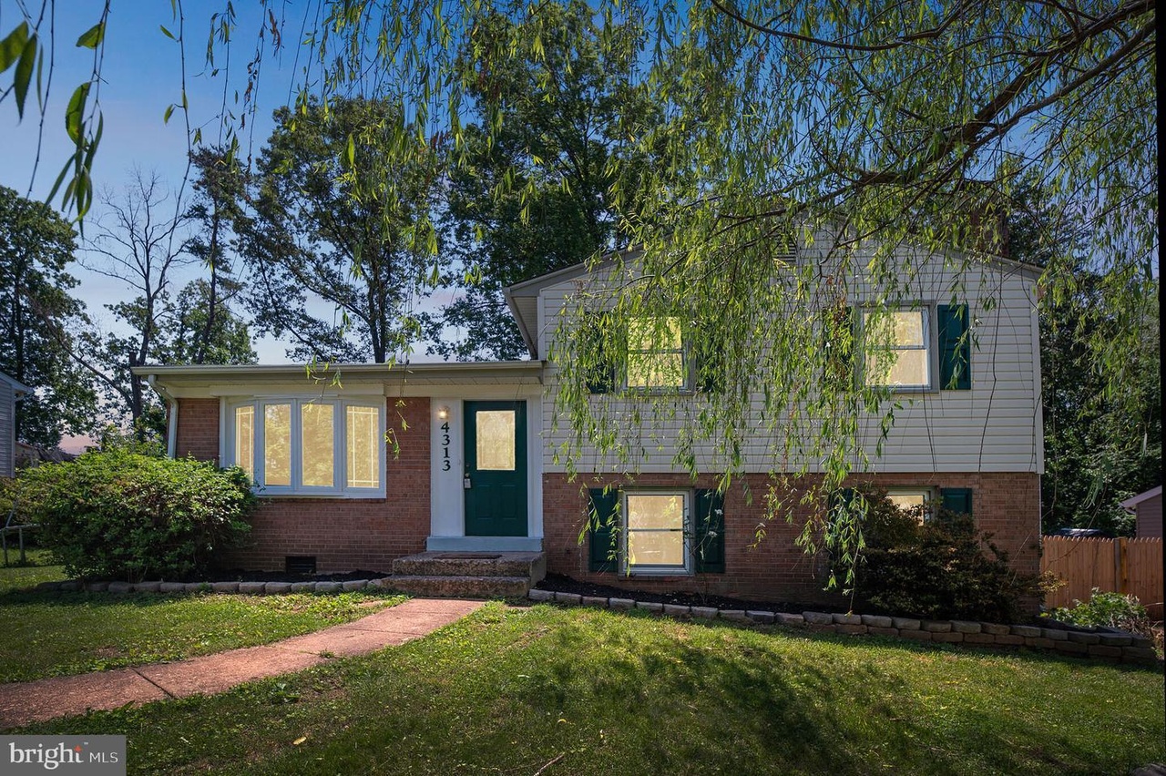 4313 Lees Corner Rd, Chantilly, VA 20151 MLS VAFX1207024 Redfin