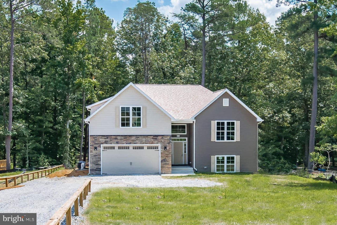 810 Lake Caroline Dr, Ruther Glen, VA 22546 MLS VACV122036 Redfin