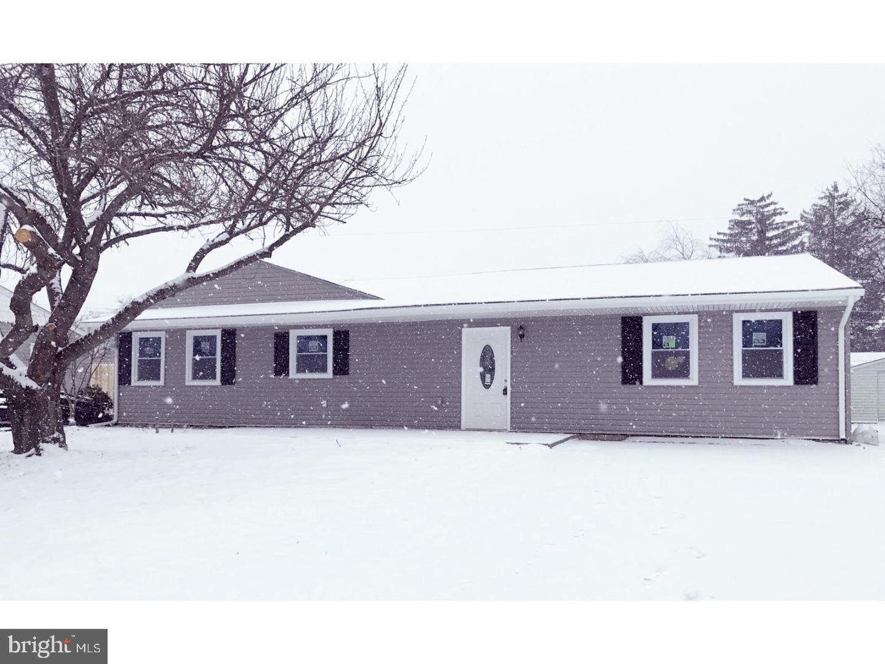 246 Pinewood Dr, Levittown, PA 19054 MLS 1002602063 Redfin