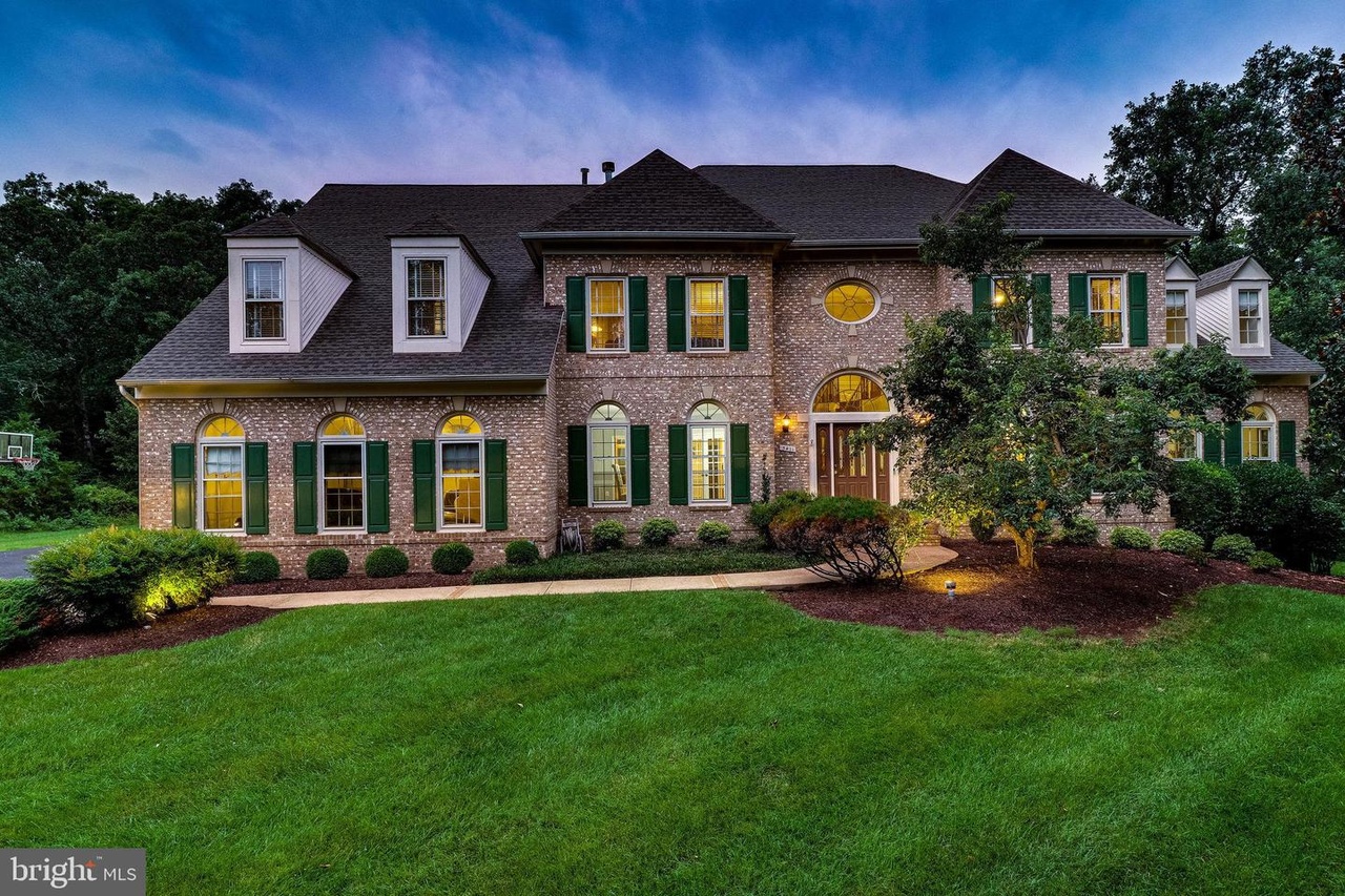 5411 Chandley Farm Cir, Centreville, VA 20120 | MLS# VAFX2086094 | Redfin