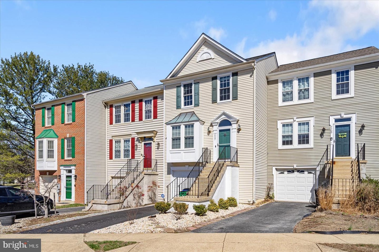 7907 Brightmeadow Ct, Ellicott City, MD 21043 | Redfin
