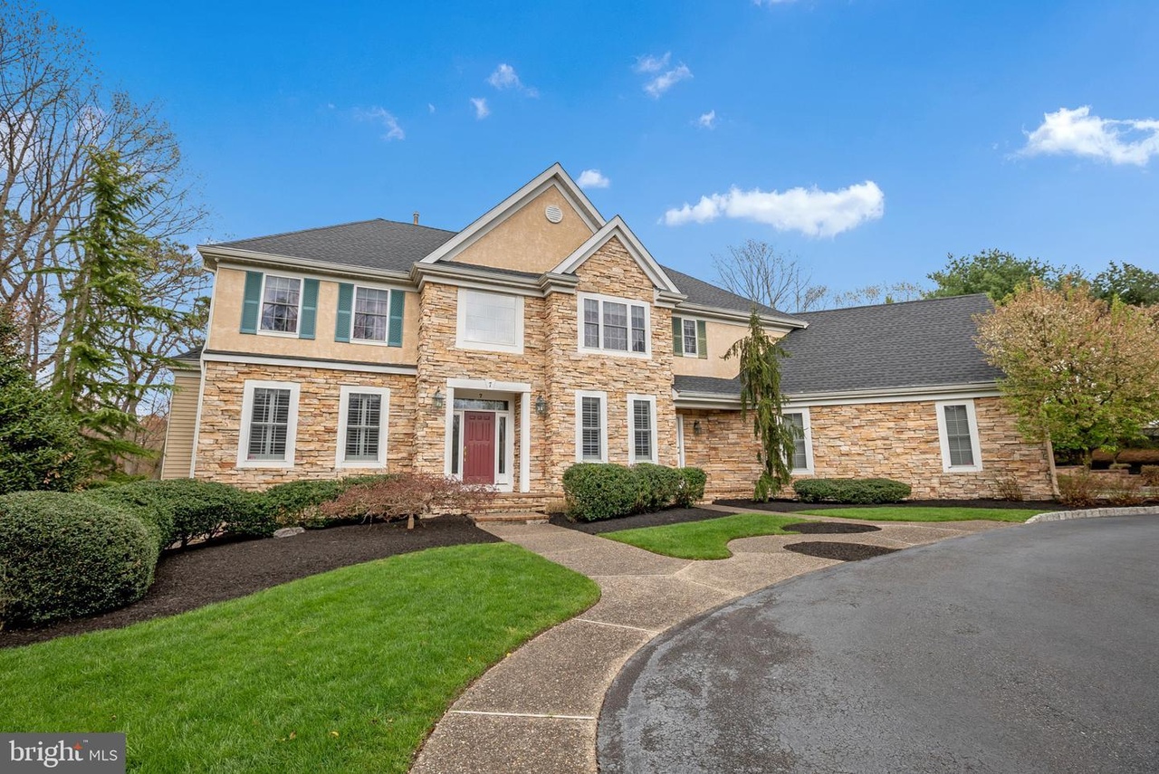 7 Winfield Way, Voorhees, NJ 08043 MLS NJCD418140 Redfin