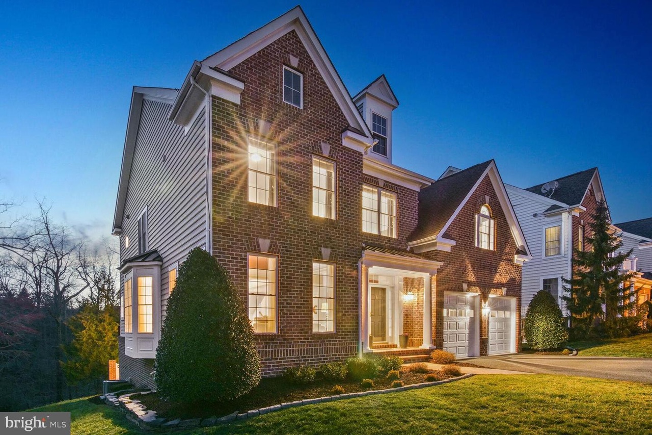 2364 Coal Train Dr, Dunn Loring, VA 22027 MLS VAFX2118142 Redfin