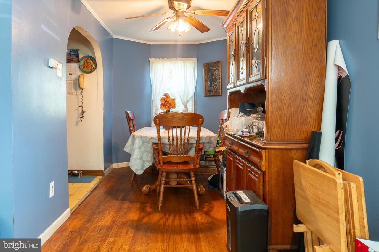 905 W Penn Pines Blvd, Aldan, PA 19018 MLS PADE2056176 Redfin