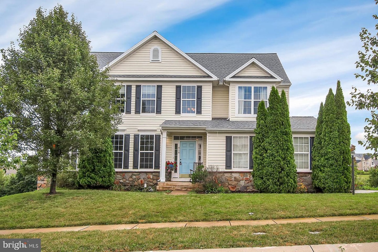 616 Silver Maple Cir, Seven Valleys, PA 17360 MLS 1002091202 Redfin