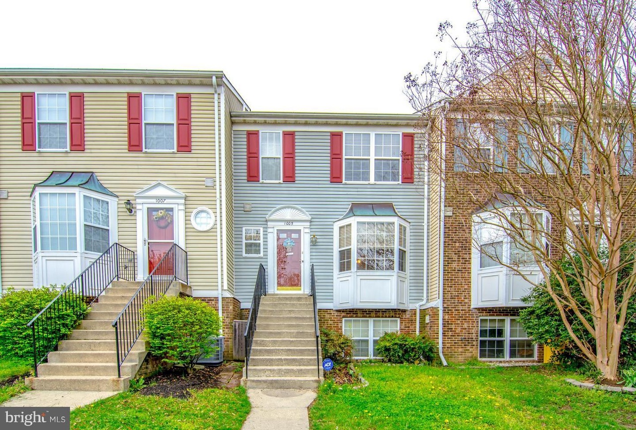 1005 Simsbury Ct, Crofton, MD 21114 | MLS# 1000459218 | Redfin