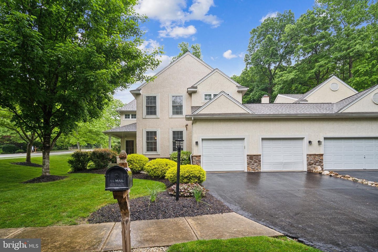 1009 Chiswell Dr, Downingtown, PA 19335 | Redfin