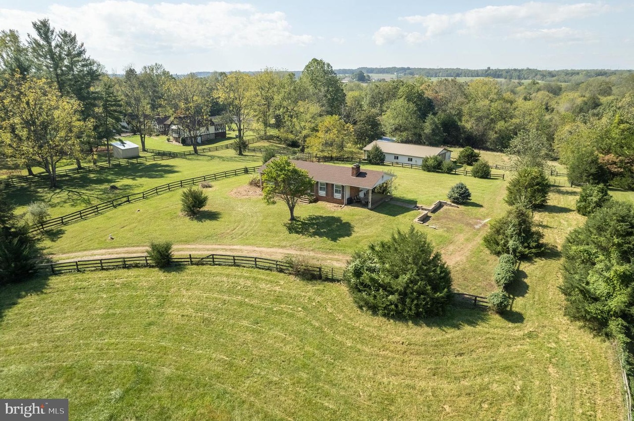 9714 Foxville Rd, Warrenton, VA 20186 | Redfin