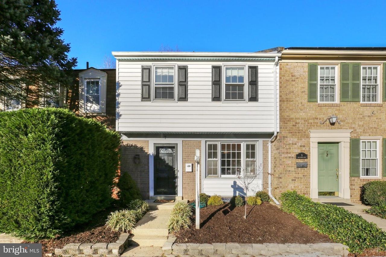 7 Blue Ribbon Ct Unit 6 4 Gaithersburg Md 878 Mls Mdmc Redfin