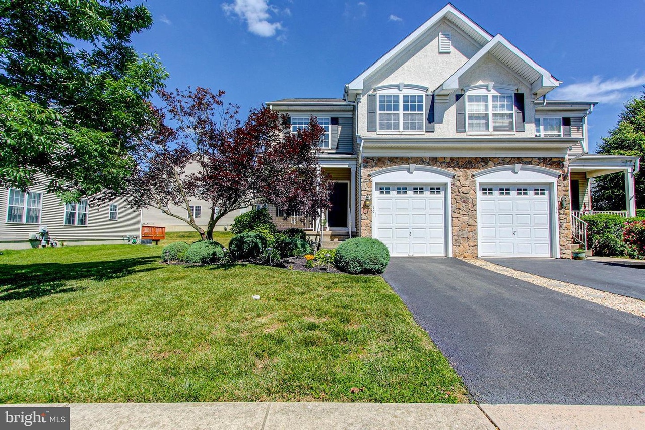 16 Valley View Dr, Yardley, PA 19067 MLS PABU499244 Redfin