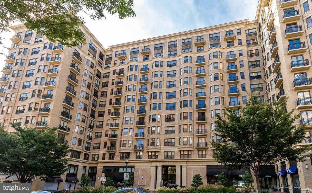 View condos for sale in Lionsgate, Bethesda, MD