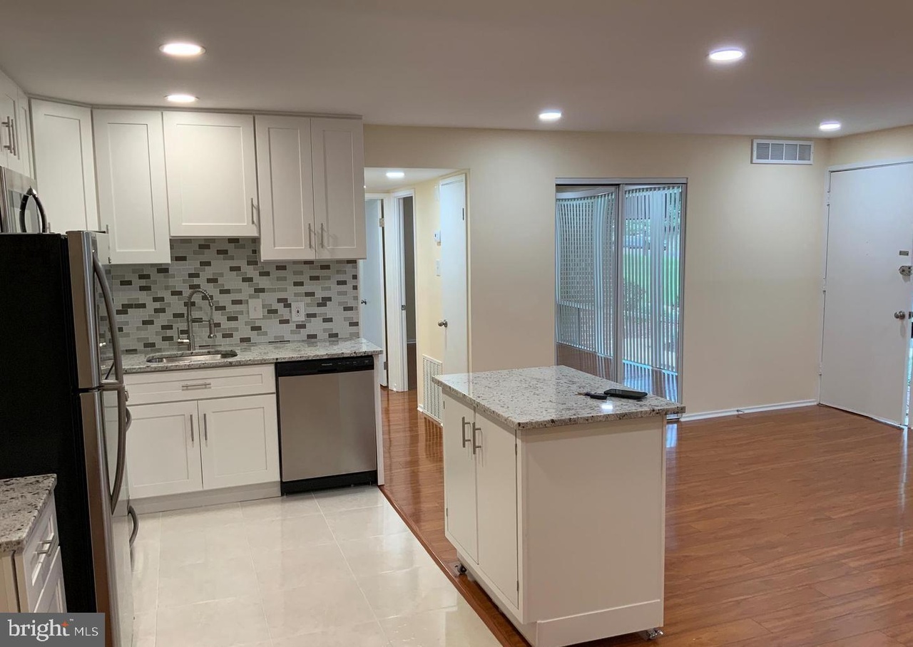 170 Talbott St 101 Rockville Md 20852 Mls Mdmc734250 Redfin