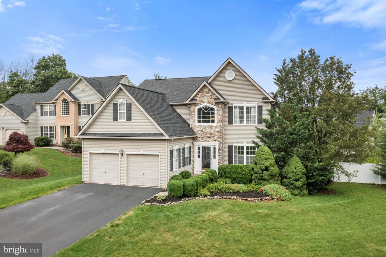 7040 Maple Ct, Coopersburg, PA 18036 | MLS# PALH2006306 | Redfin