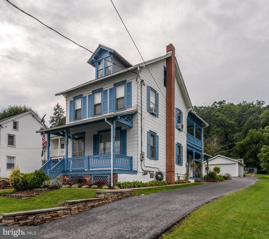 198 E Main St, Adamstown, PA 19501 MLS 1000791311 Redfin