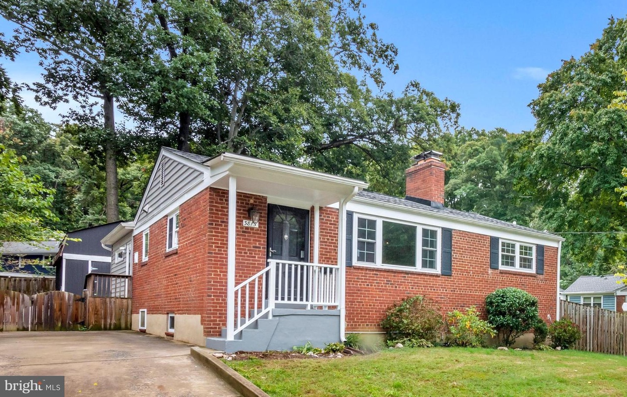 3815 Carolyn Ave, Fairfax, VA 22031 | MLS# VAFC2002314 | Redfin