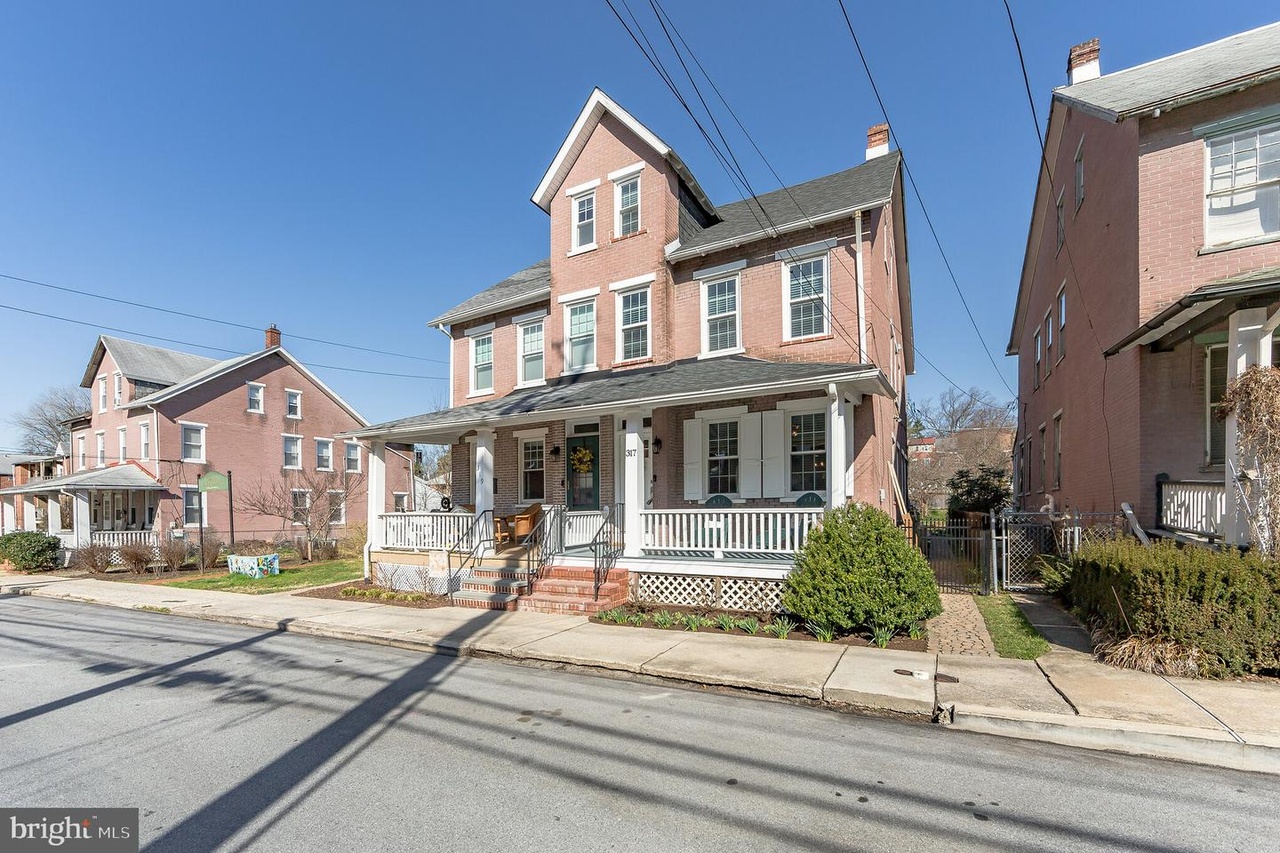 317 W Washington St, West Chester, PA 19380 | MLS# PACT2042316 | Redfin