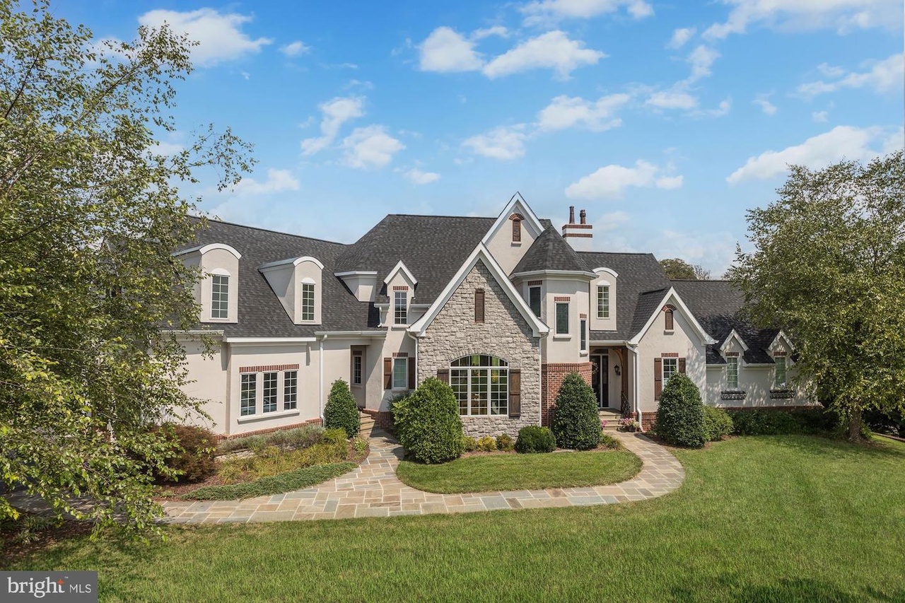 RiN ⋈*。 16019 Pheasant Ridge Ct, Woodbine, MD 21797 | Redfin
