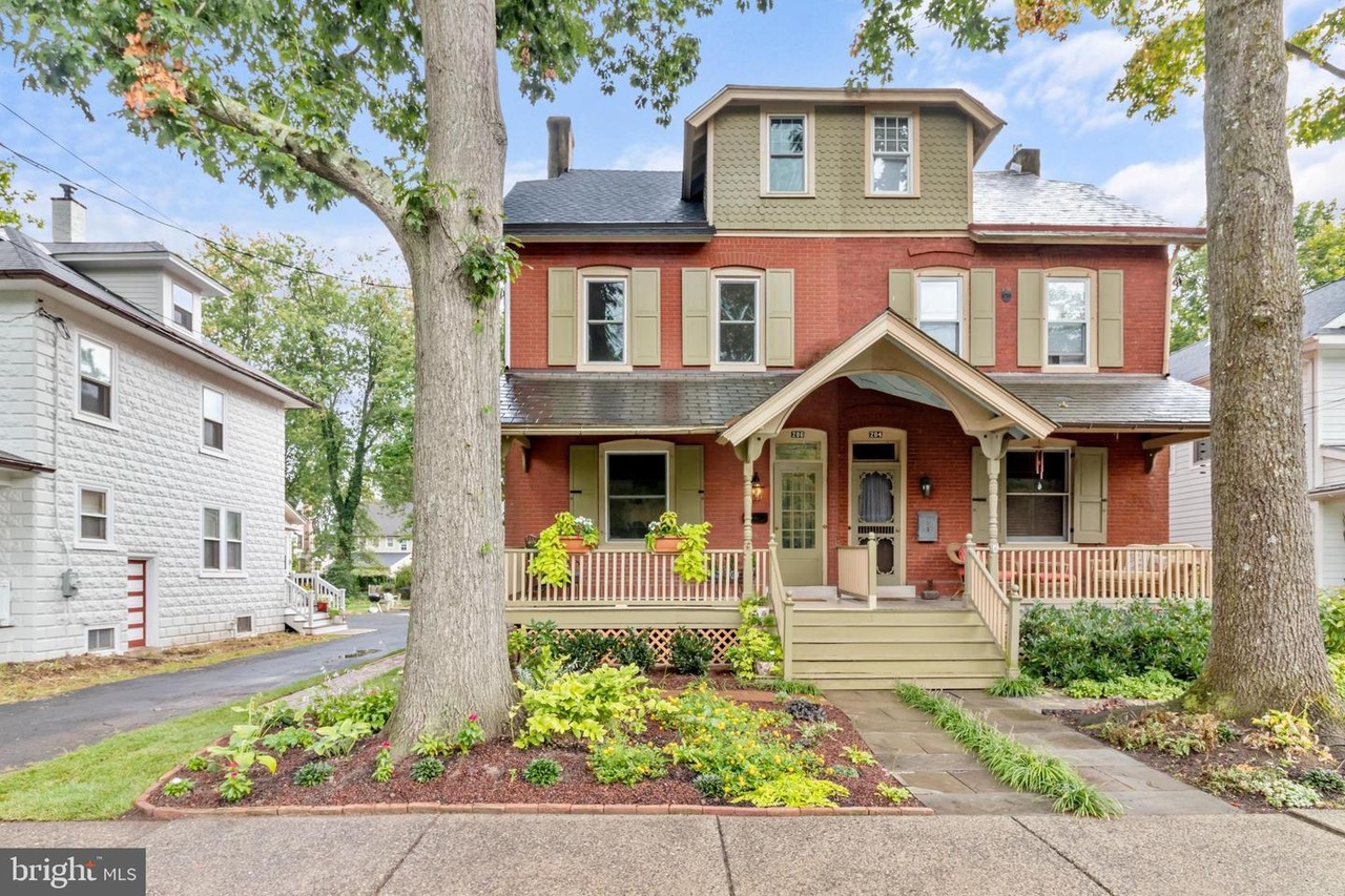 286 E Court St Doylestown PA 18901 MLS# PABU508334 Redfin 286 E Court St Doylestown PA 18901 MLS# PABU508334 Redfin