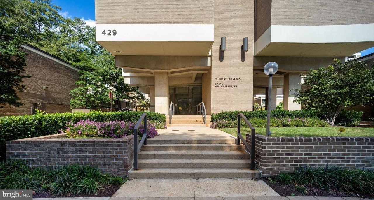 429 N St SW Unit S-401, Washington, DC 20024 | MLS# DCDC2042340 | Redfin