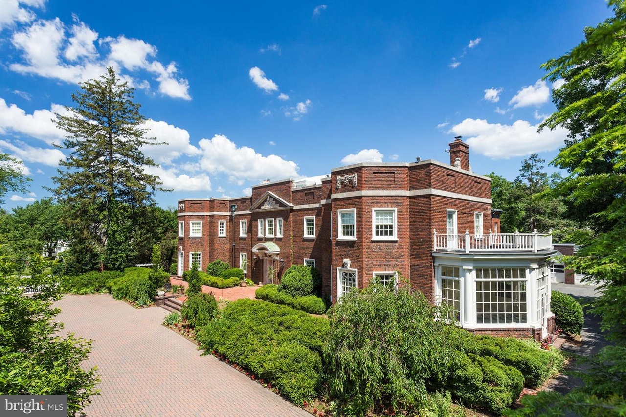 3911 Bradley Ln, Chevy Chase, MD 20815 MLS 1000257342 Redfin