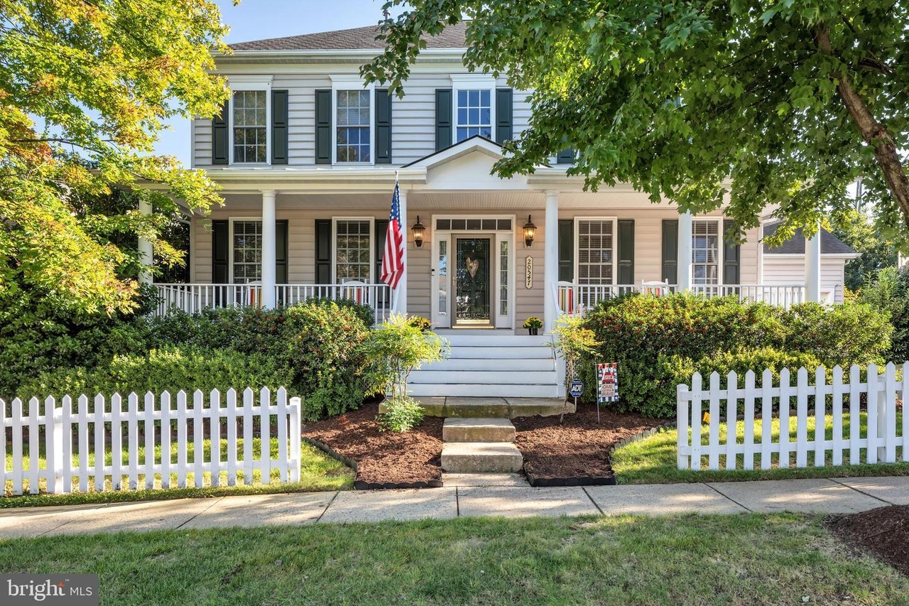 20547 Middlebury St Ashburn VA 20147 Redfin 20547 Middlebury St Ashburn VA 20147 Redfin