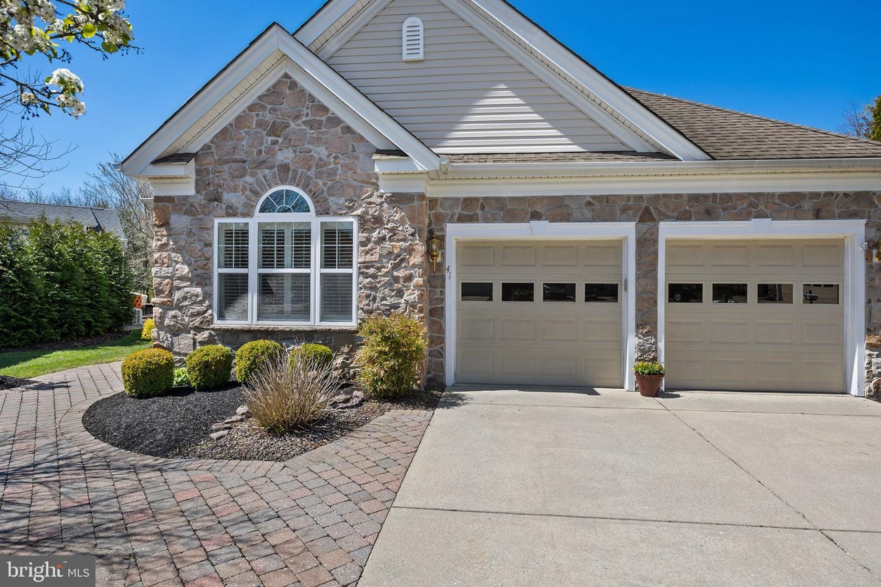 41 Mitchell Ct Marlton NJ 08053 Redfin 41 Mitchell Ct Marlton NJ 08053 Redfin