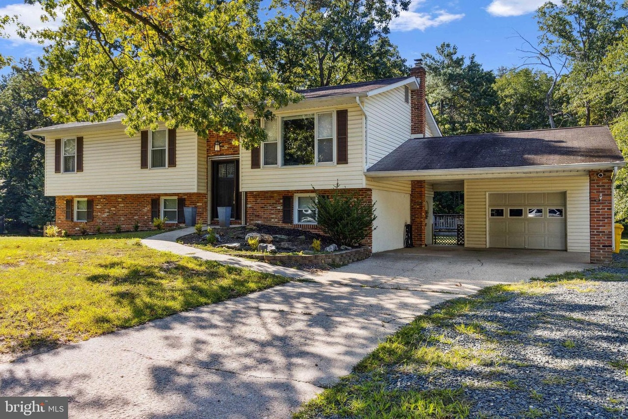 8341 Fairwood Dr, Pasadena, MD 21122 MLS MDAA2068386 Redfin