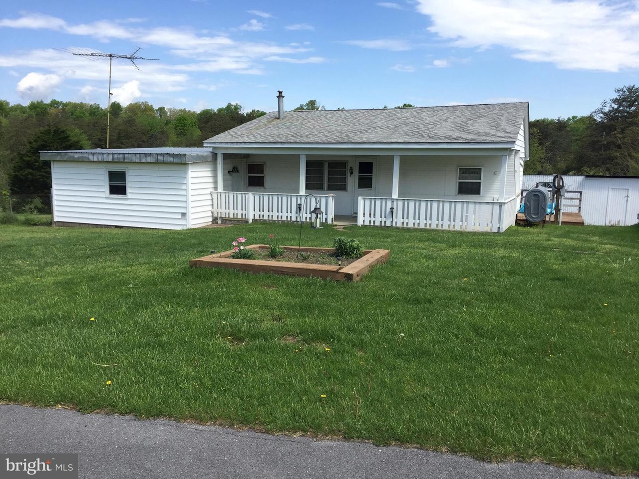 198 Packing House Rd, Berkeley Springs, WV 25411 MLS WVMO115388 Redfin