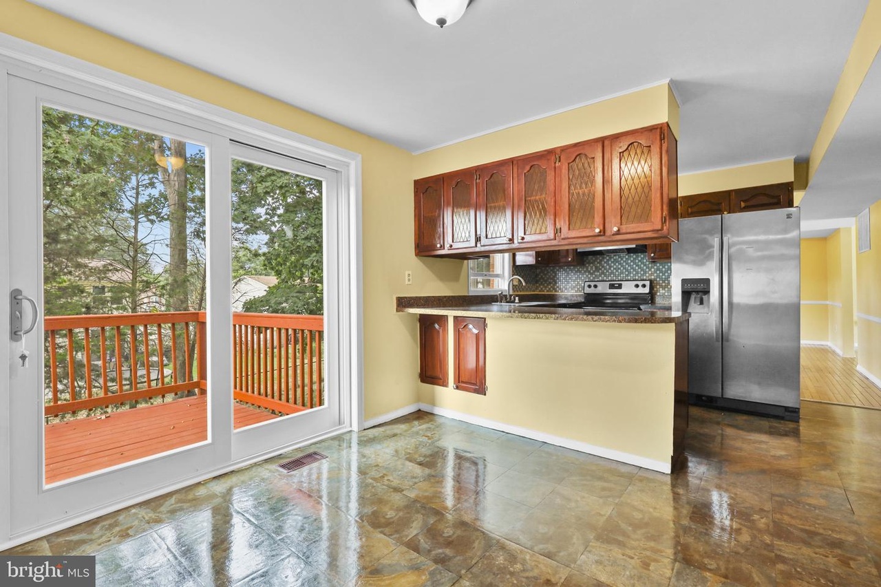 12 Madison Mills Ct, Catonsville, MD 21228 MLS MDBC2077418 Redfin