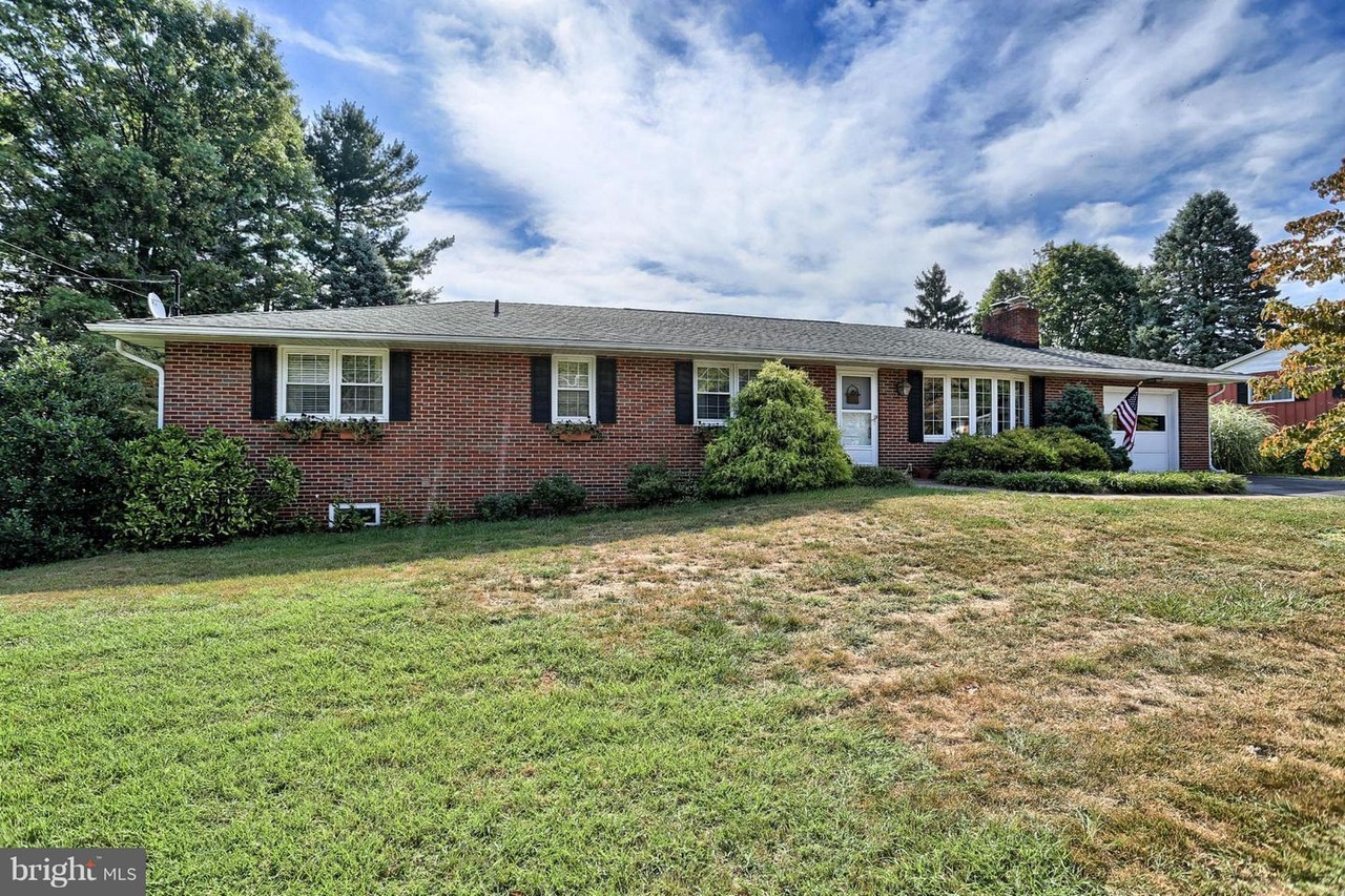 20630 Emerald Dr, Hagerstown, MD 21742 MLS 1003742439 Redfin